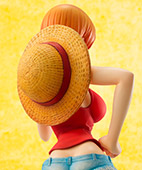 P.O.P LIMITED EDITION ナミ MUGIWARA Ver.